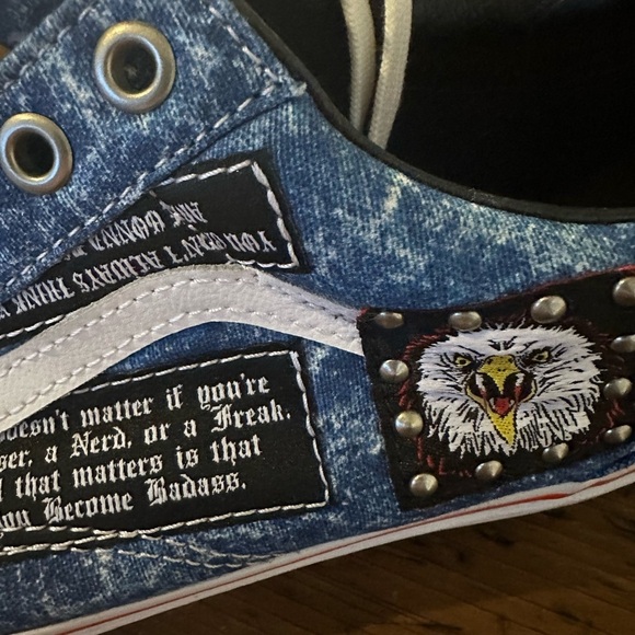 #38❤️/41❤️ BNWT Vans X Cobra Kai Old Skool ShoeS - Picture 13 of 13